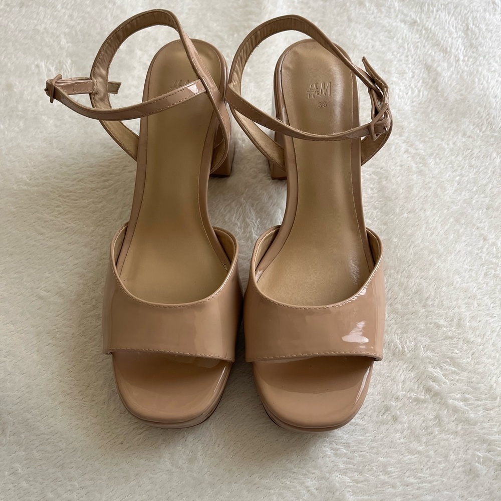 H&M Women's Nude Heeled Sandals